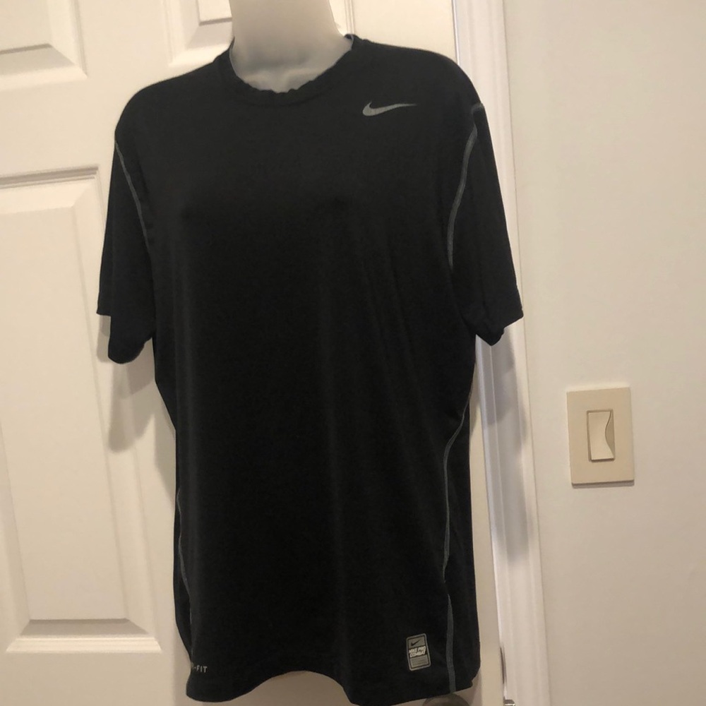 Nike Pro Combat Dri Fit T-Shirt  Size L Black